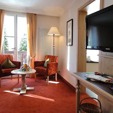 Romantik Schweizerhof Otel