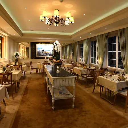 Romantik Schweizerhof Отель 5*