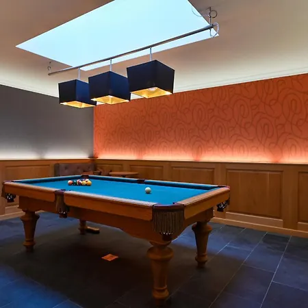 Szálloda Romantik Schweizerhof 5*