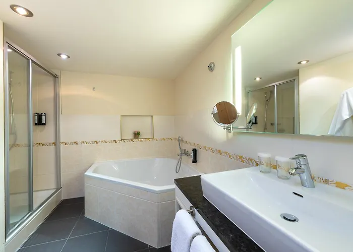 Romantik Schweizerhof Отель 5*