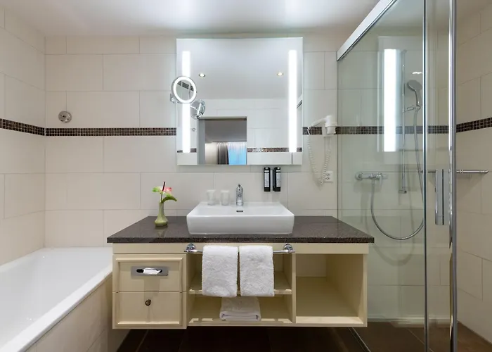 Отель Romantik Schweizerhof 5*