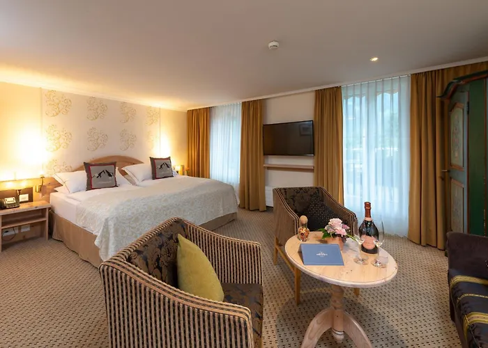 Отель Romantik Schweizerhof 5*