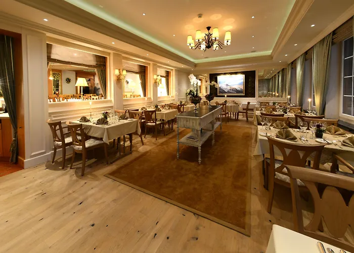 Romantik Schweizerhof Hotel